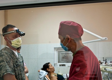 TCM conducts dental exchange with Kyrgyz partners