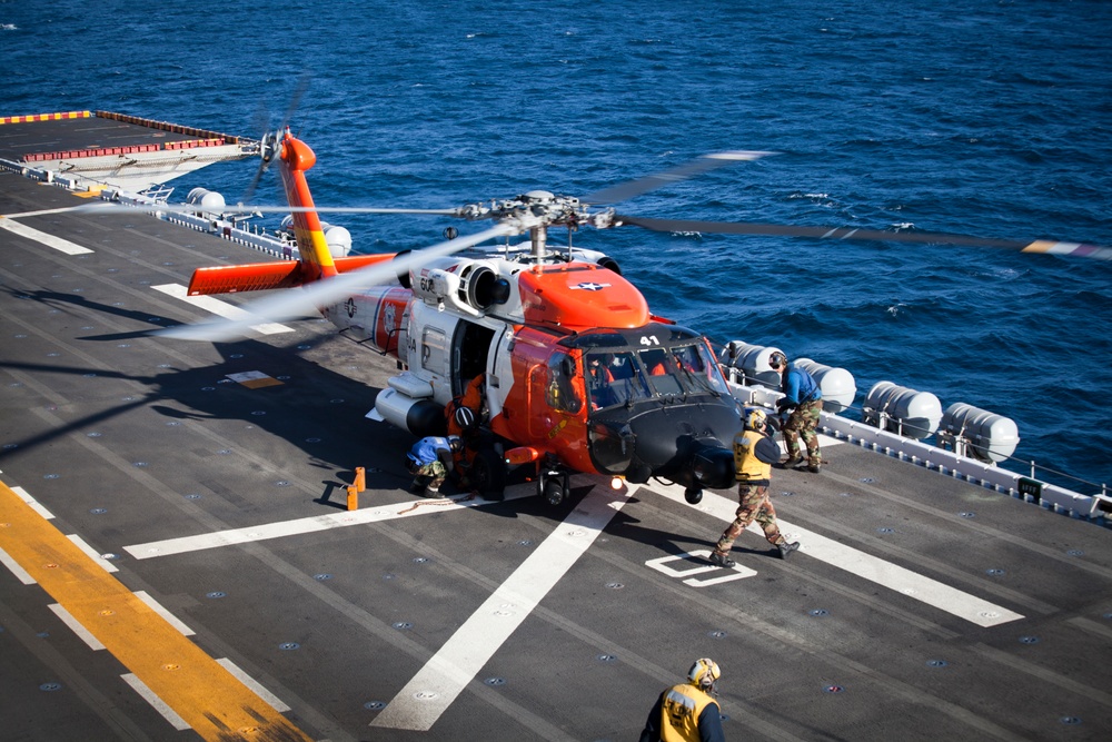 Marines, sailors help Coast Guard with casualty evacuation