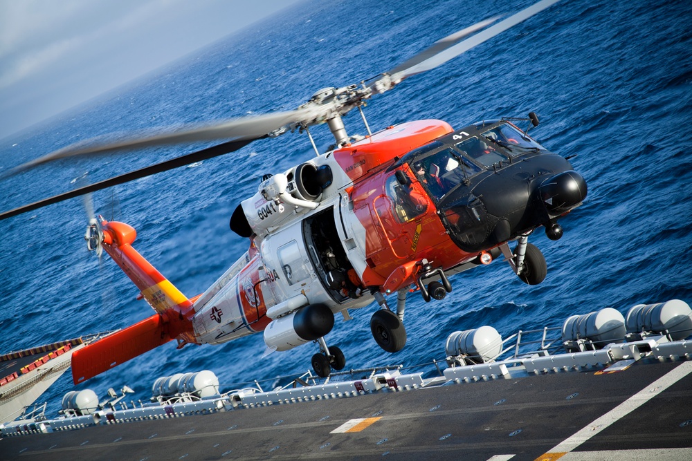 Marines, sailors help Coast Guard with casualty evacuation