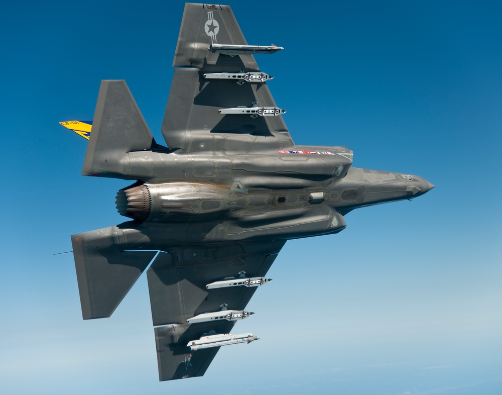 Flying an F-35C Lightning II aircraft