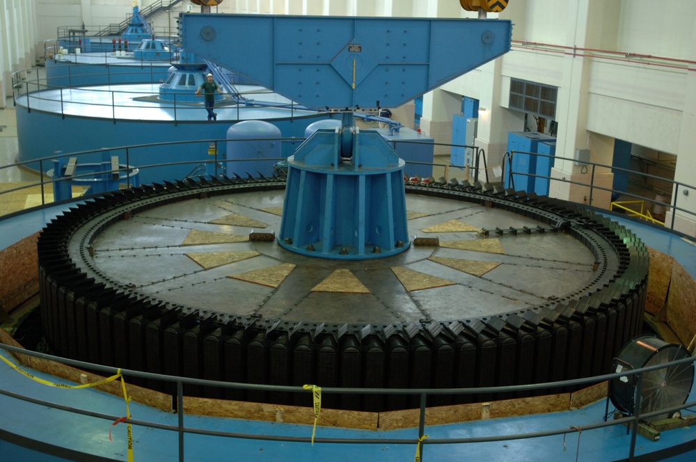 Barkley hydropower rehabilitation gets a 270-ton lift