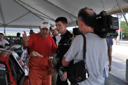 Tony Stewart, Soldier visit at Texas Motor Speedway