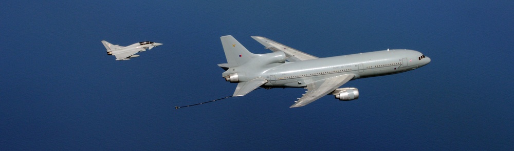 USAF, RAF tankers fly two-ship formation in valuable training sorties