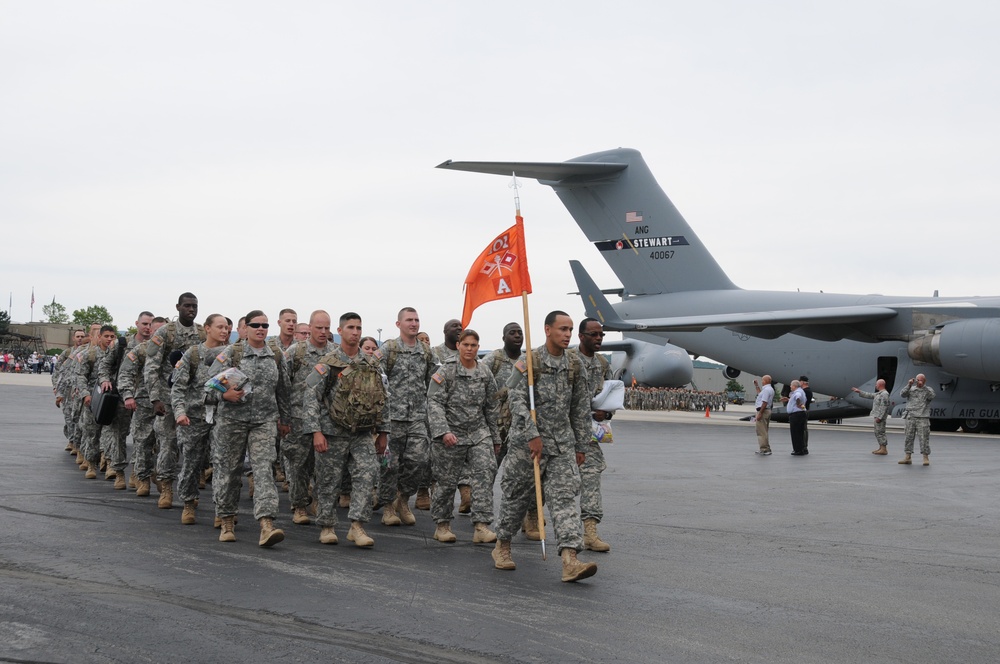 New York Army National Guard soldiers deploy