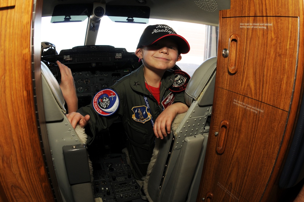 ND Air Guard hosts 'Pilot for a Day'