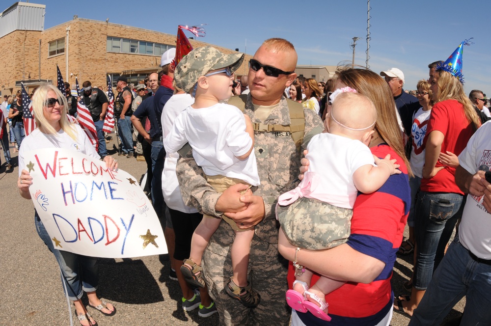 ND Guard members return from deployment