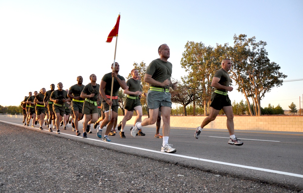 CO leads Marines in motivational run