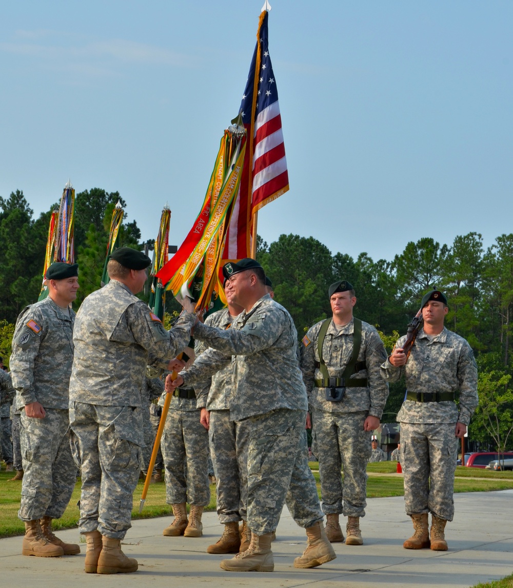 USASFC (A) receives new commanding general