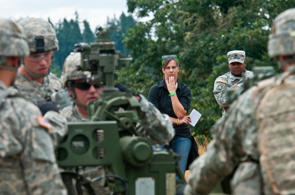 Making good Soldiers great: Comprehensive Soldier Fitness specialists aim to boost performance of field artillerymen