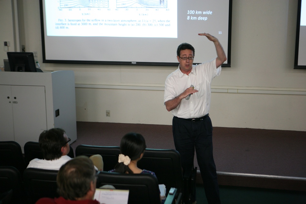 METOC Marines listen to respected weather expert