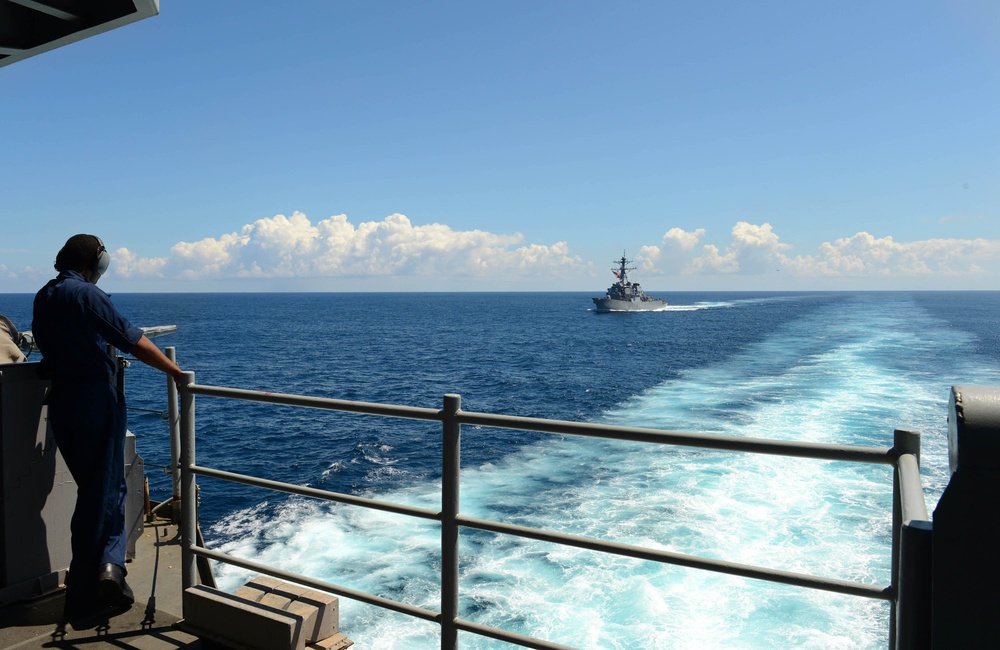 USS Fitzgerald transits the Pacific