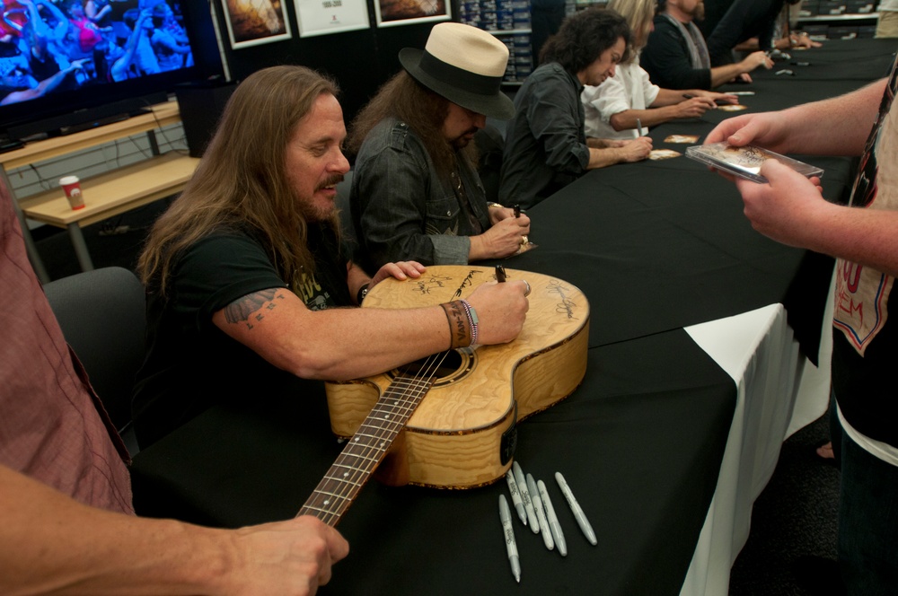 Lynyrd Skynyrd visits Fort Jackson