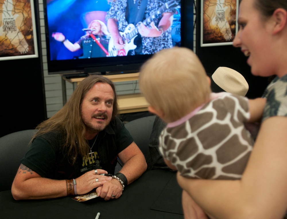 Lynyrd Skynyrd visits Fort Jackson