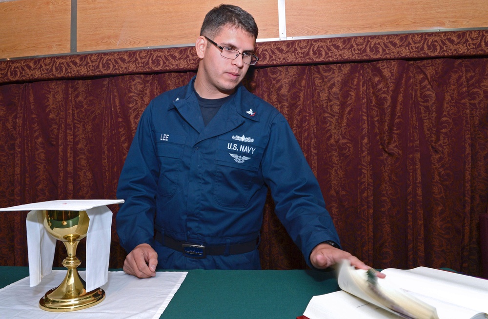 Faith at sea aboard USS Bonhomme Richard