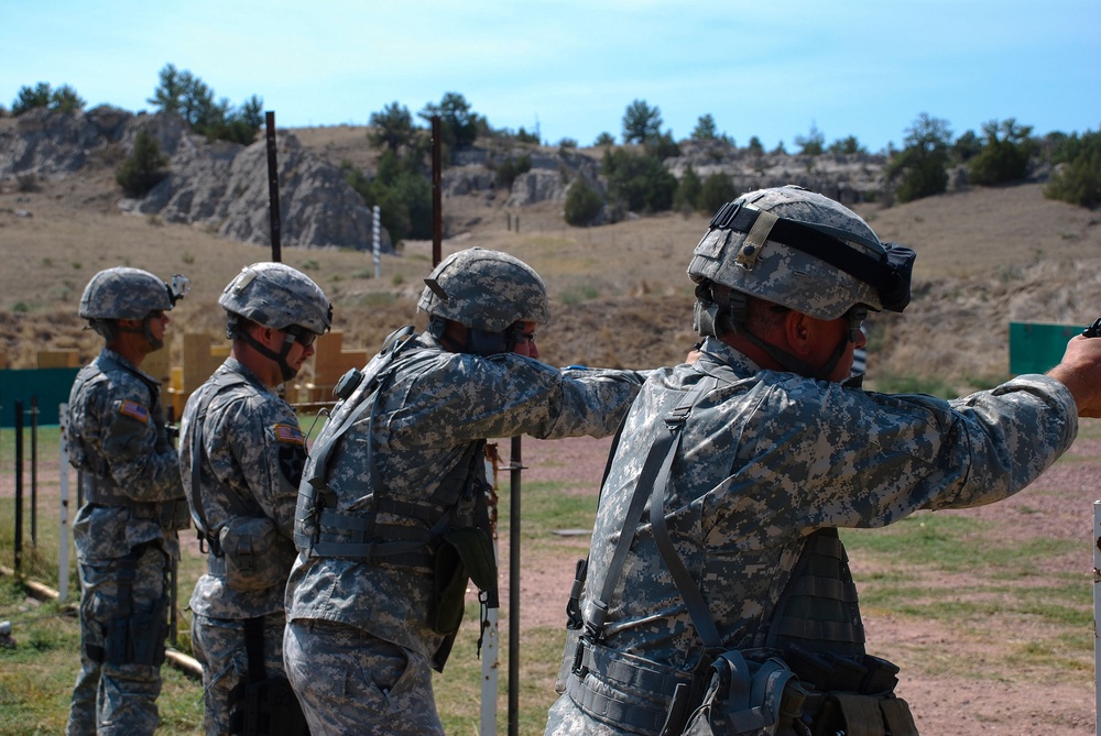 North Dakota Guardsmen win Regional Marksmanship Competition