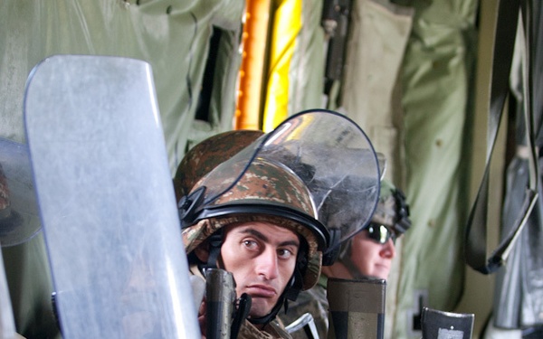 Armenian soldiers train for multinational peacekeeping missions