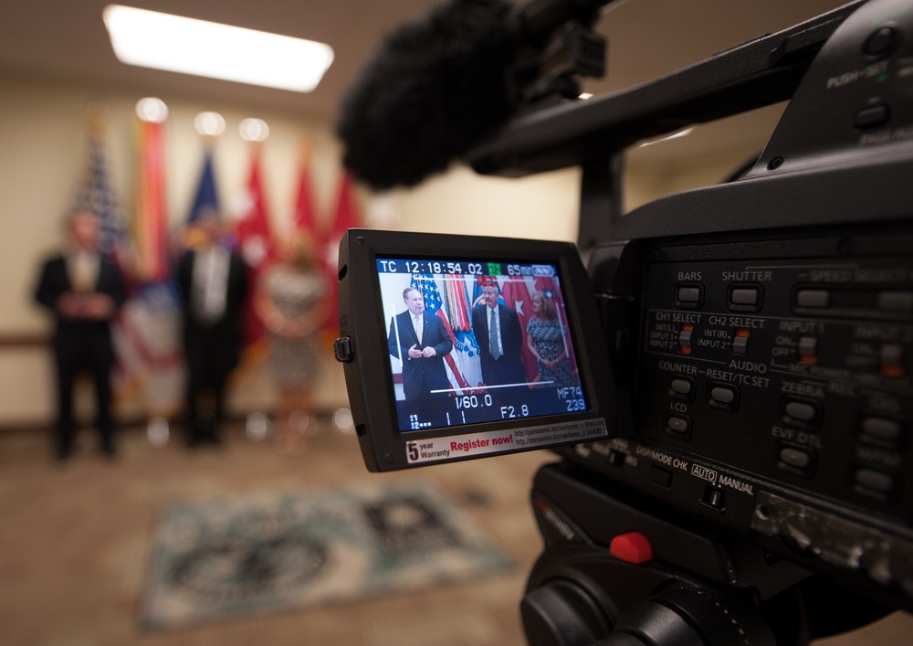 Thomas named Fort Bragg Executive of the Year
