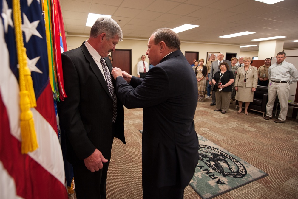 Thomas named Fort Bragg Executive of the Year