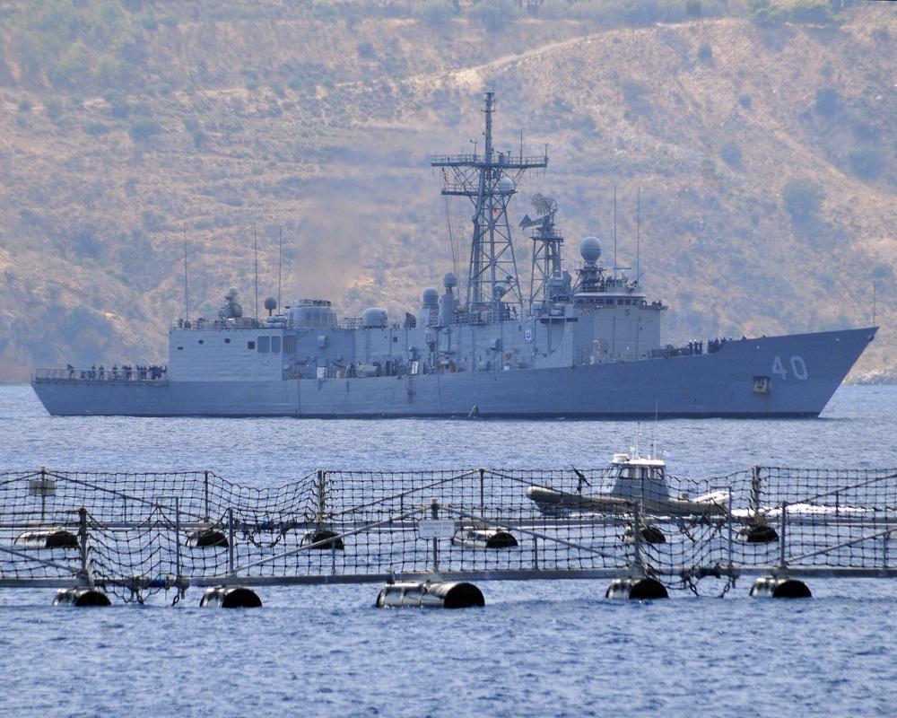 Halyburton visits Greece