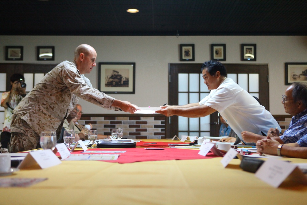 Futenma, Ginowan sign first-responder pact