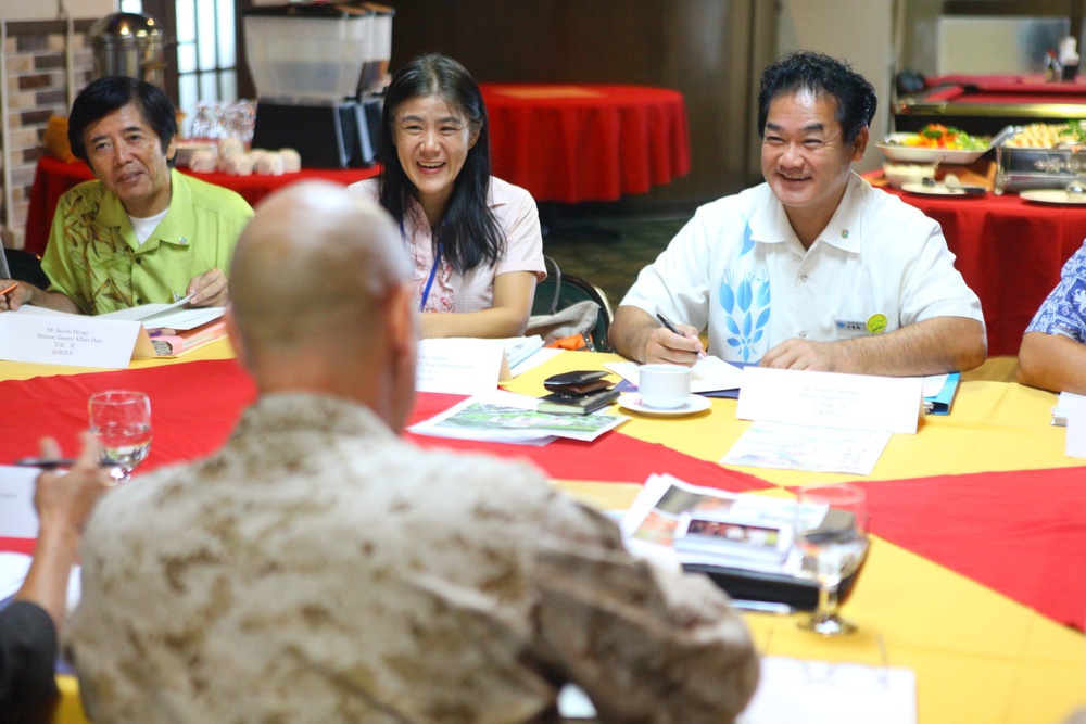 Futenma, Ginowan sign first-responder pact