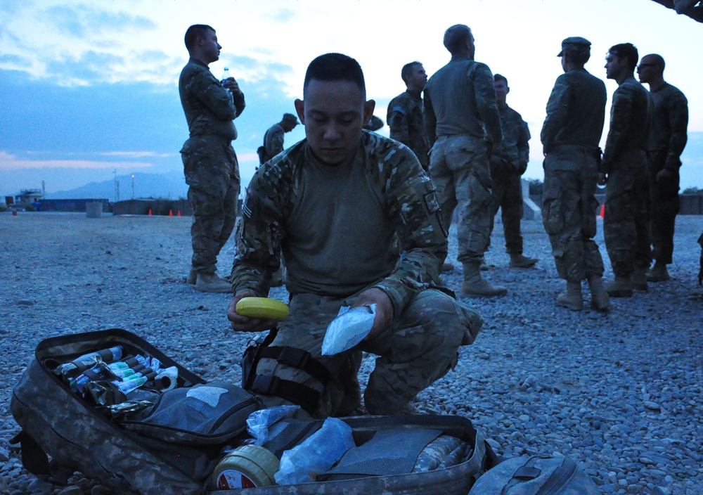 Air Force medic supports soldiers