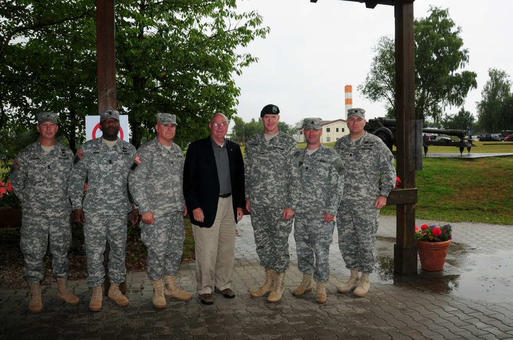 Thomas Lamont visits JMRC
