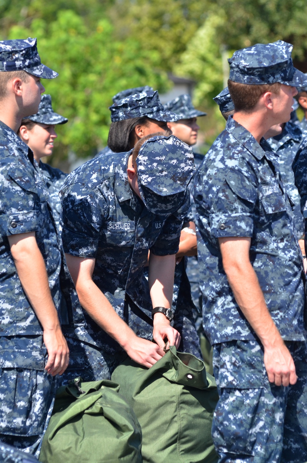 Navy students prepare for hurricane