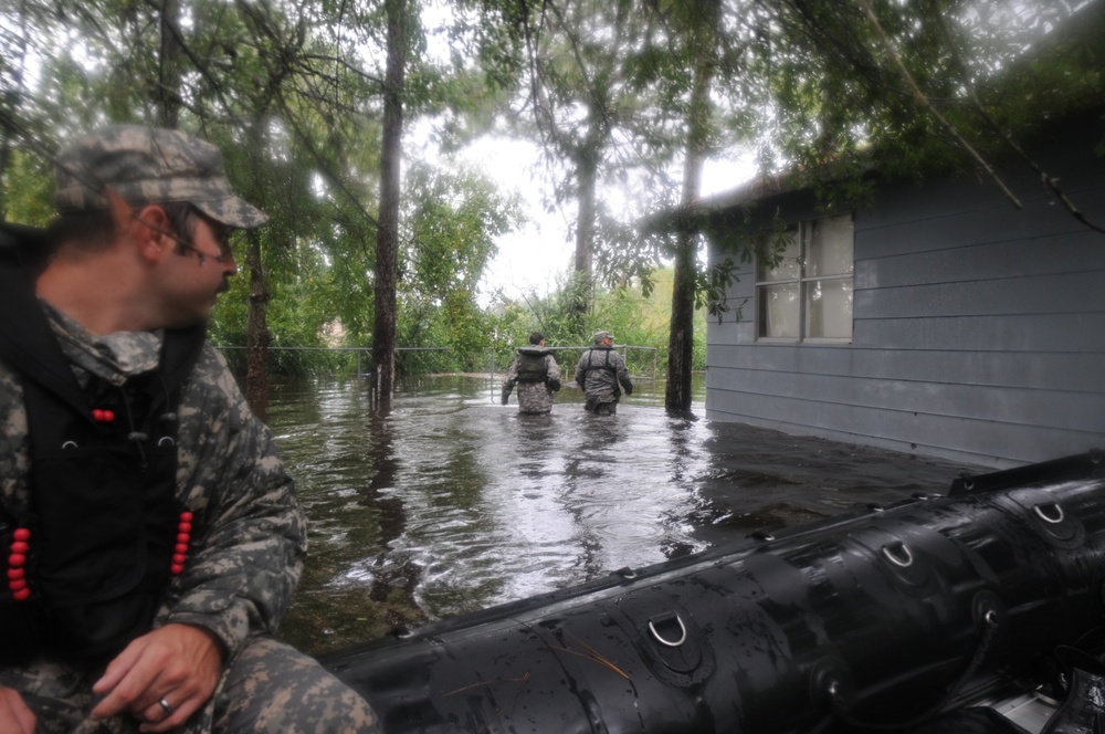 Mississippi National Guard Special Forces rescue residents post-Hurricane Isaac