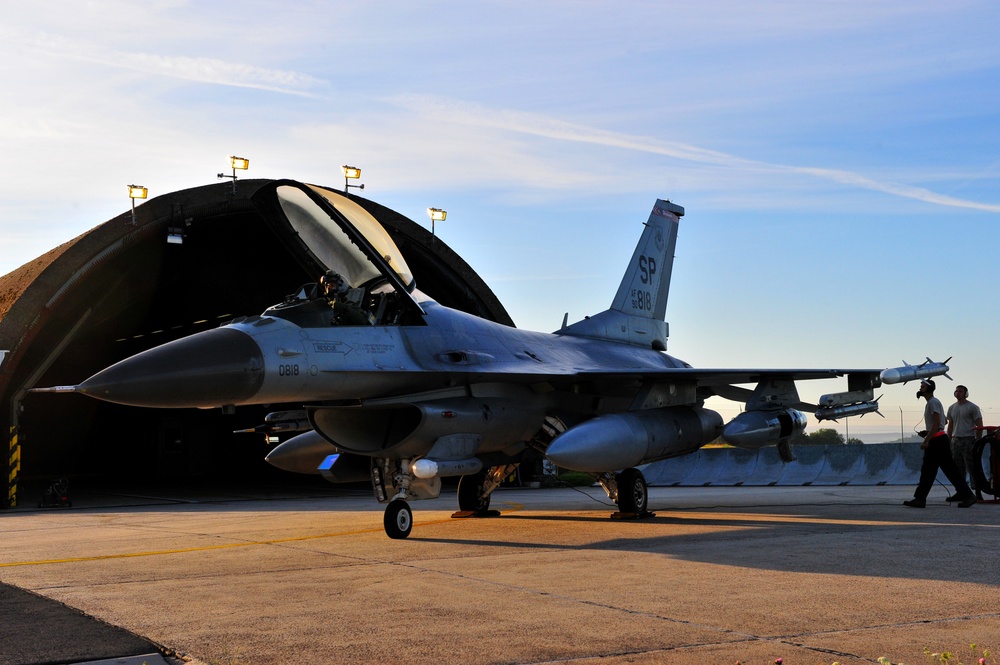 F-16s depart for Nordic Air Meet 2012