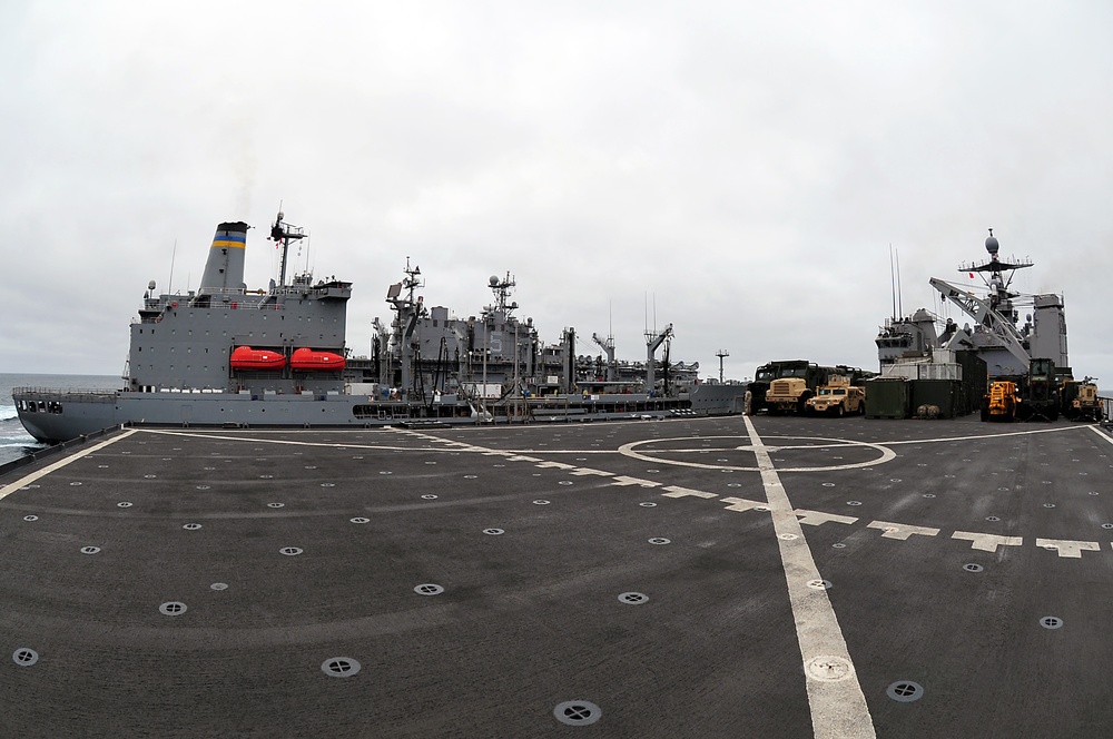 Replenishment at sea with USNS Henry J. Kaiser