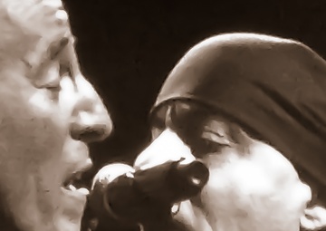 Springsteen rocks, Veterans benefit