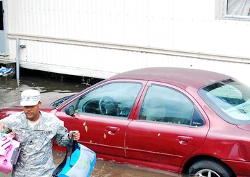 Louisiana National Guard rescues citezens of Louisiana