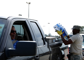 Louisiana Air Guardsmen distribute resources