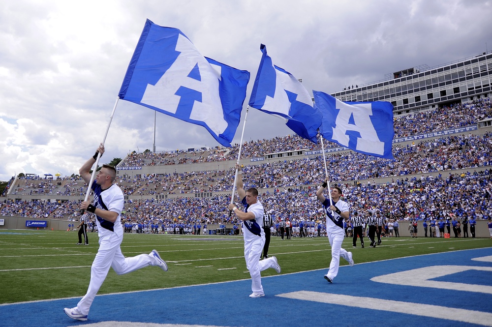 DVIDS Images Air Force Academy Football [Image 26 of 27]
