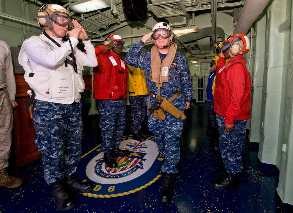 Tour of USS Bonhomme Richard