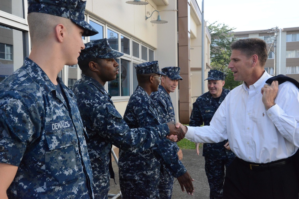 Naval leaders at NAF Atsugi