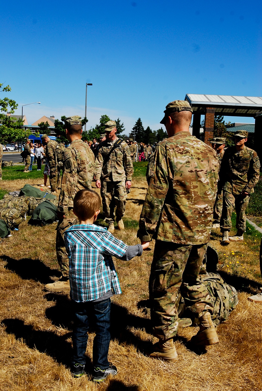 1-377 Field Artillery Battalion Soldiers Welcomed Home
