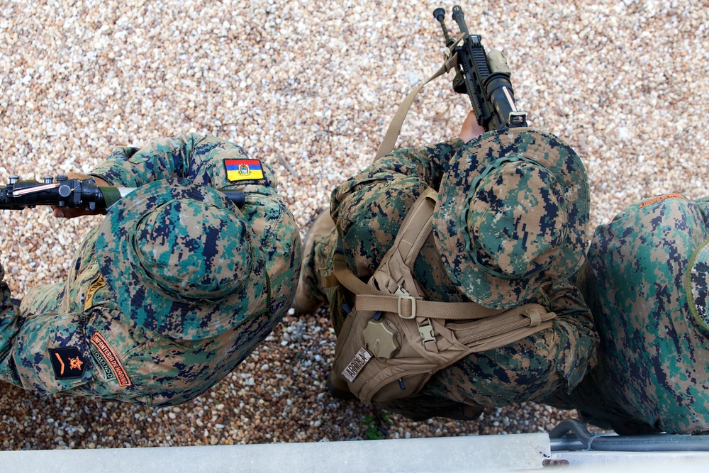 U.S. and Ecuadorian Marine Corps Training