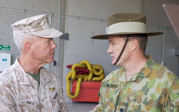 Gen. Amos visits Marines