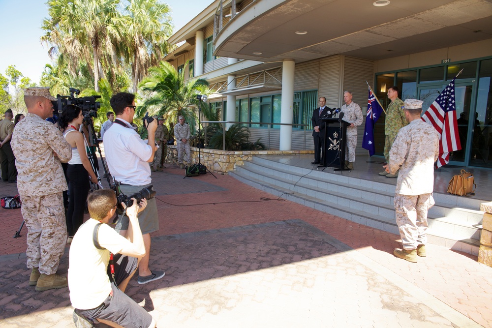 Gen. Amos visits Marines