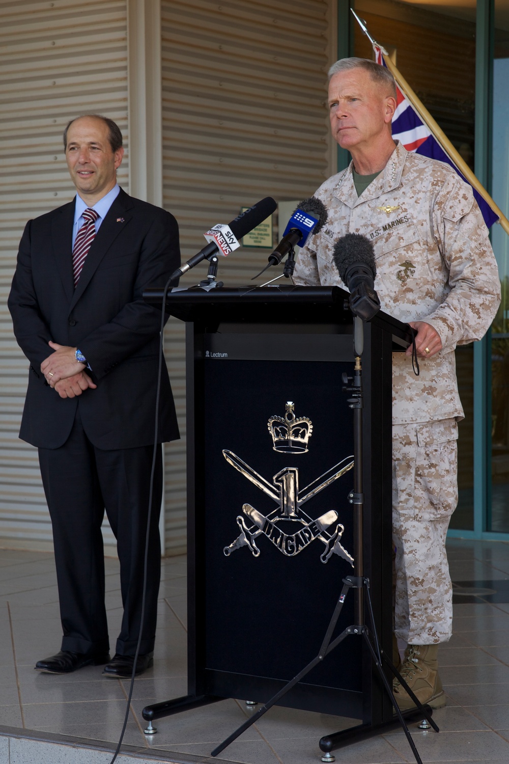 Gen. Amos visits Marines