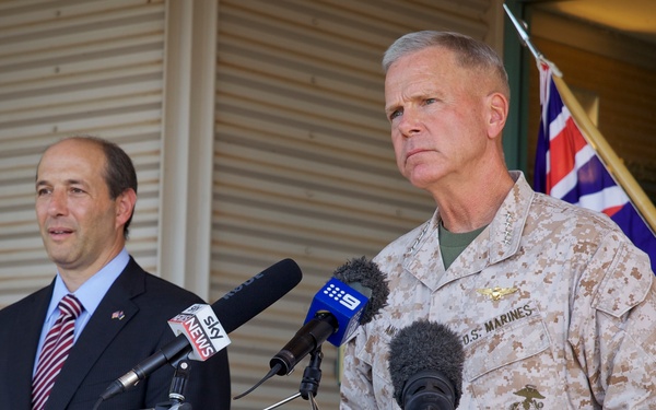 Gen. Amos visits Marines