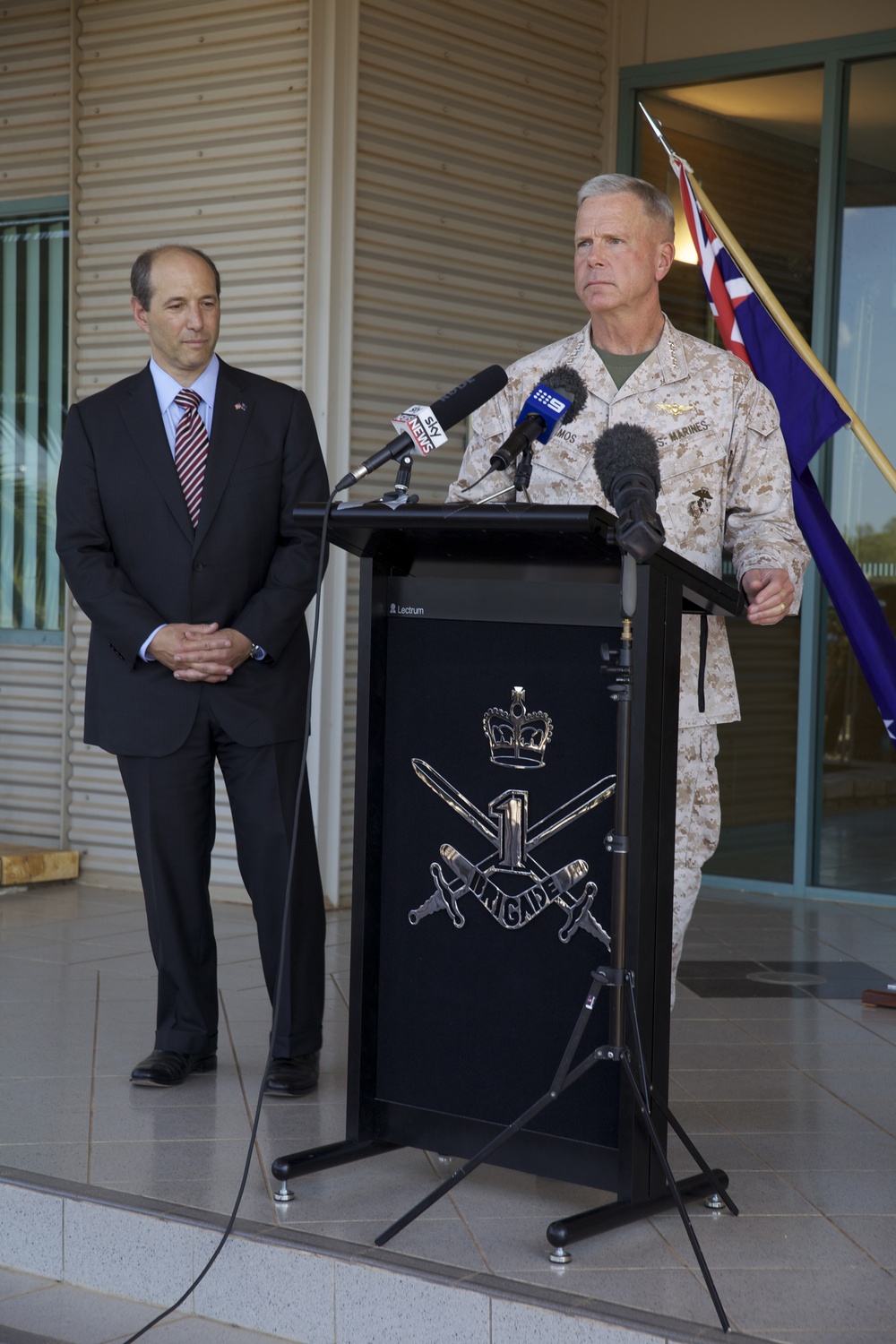 Gen. Amos visits Marines