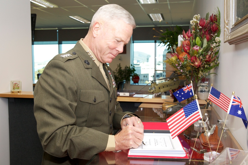 Gen. Amos visits Marines