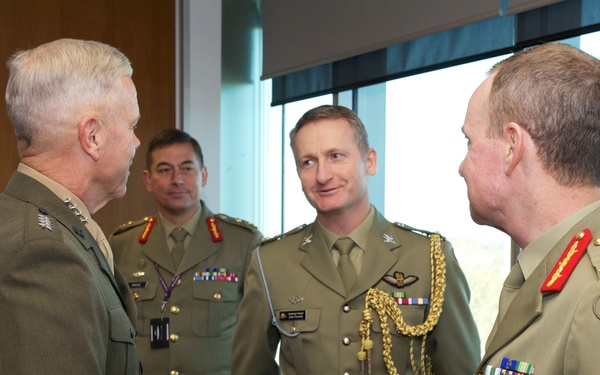 Gen. Amos visits Marines