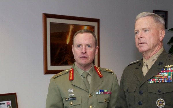 Gen. Amos visits Marines