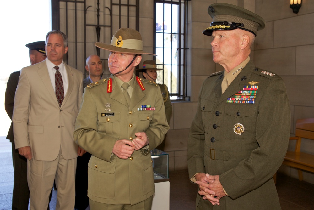 Gen. Amos visits Marines