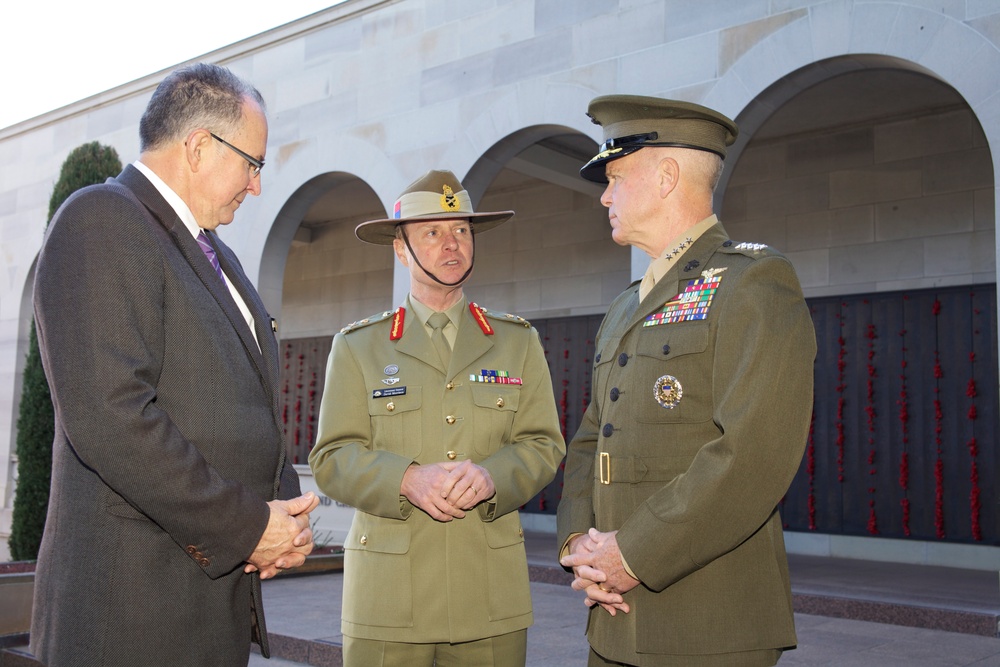 Gen. Amos visits Marines
