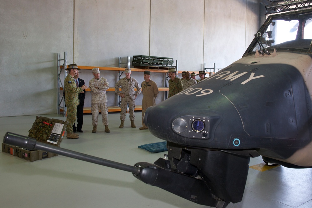 Gen. Amos visits Marines